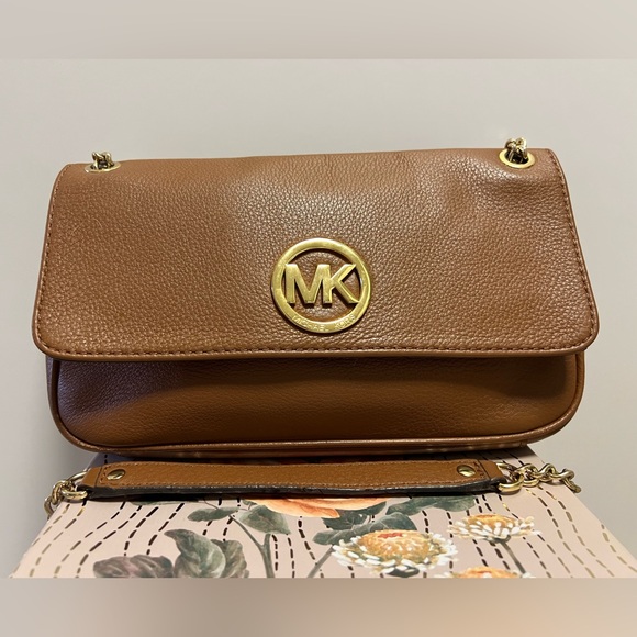 Michael Kors Brown Leather Shoulder Bag EUC - Picture 1 of 11